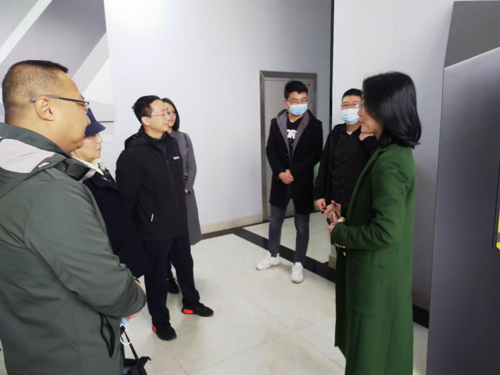 联谊美奢锐科技共庆三八妇女节